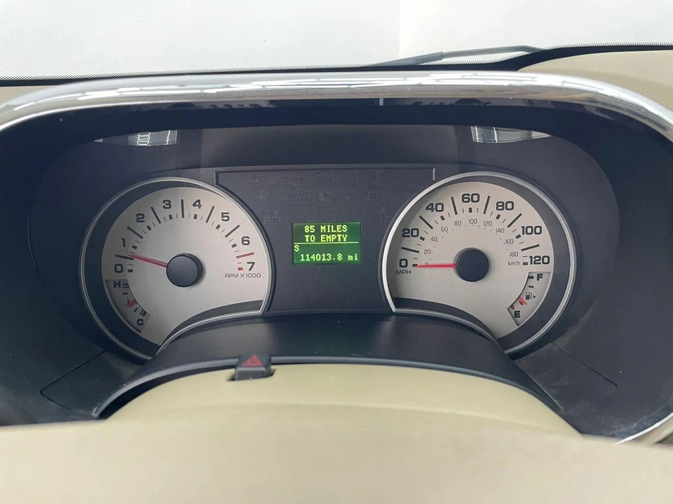 2010 Ford Explorer 4th Gen - Image 22 of 31