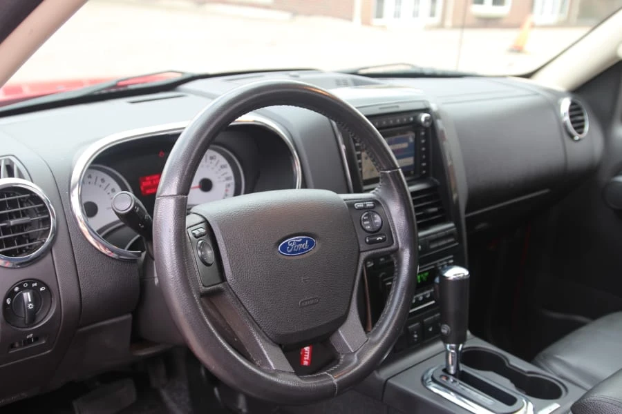 2010 Ford Explorer Sport Trac - Image 5 of 12