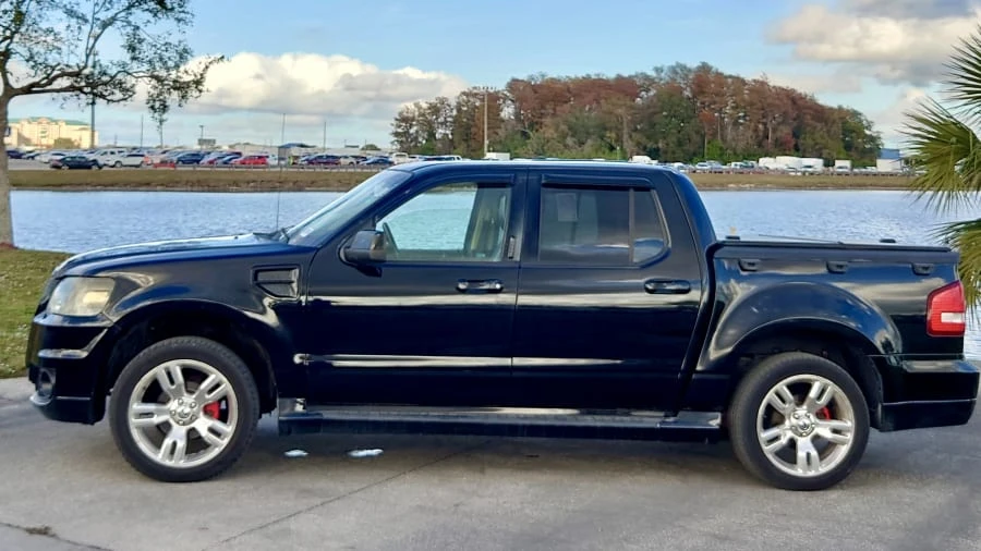 2010 Ford Explorer Sport Trac - Image 11 of 23