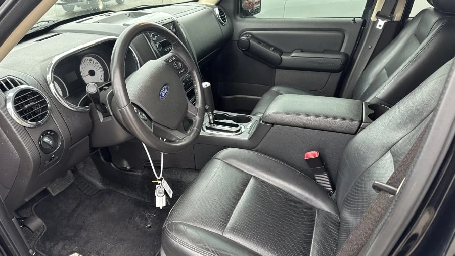 2010 Ford Explorer Sport Trac - Image 3 of 4
