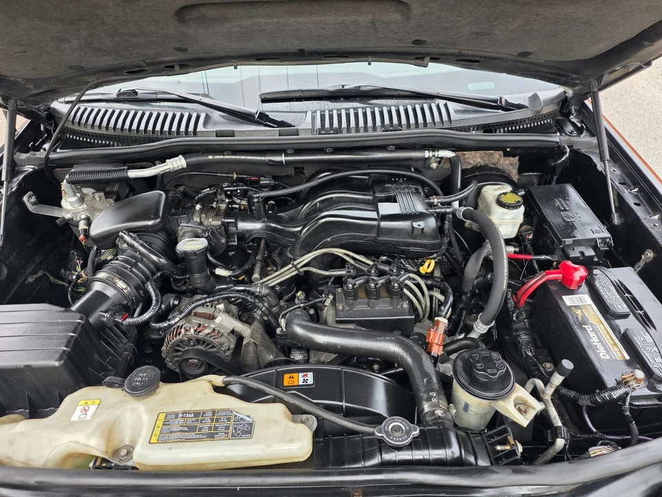 2010 Ford Explorer Sport Trac - Image 14 of 24