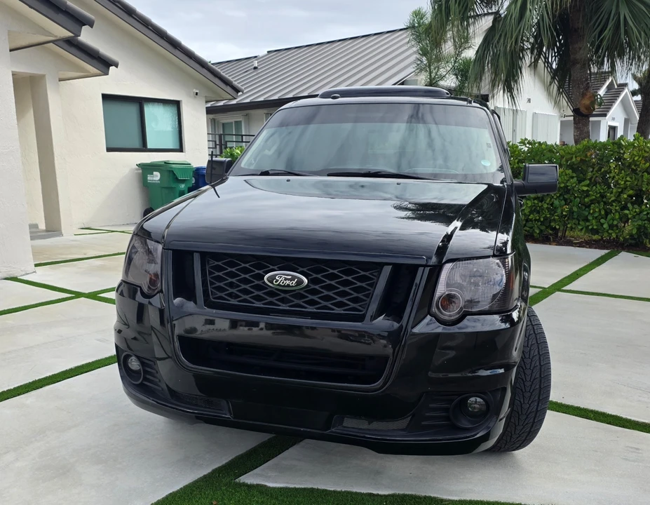 2010 Ford Explorer Sport Trac - Image 10 of 24