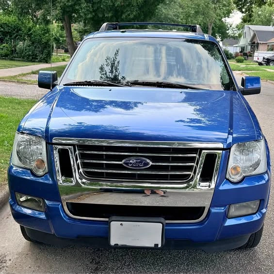 2010 Ford Explorer Sport Trac - Image 1 of 1