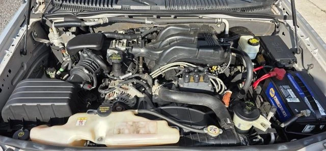 2010 Ford Explorer Sport Trac - Image 9 of 20