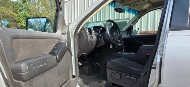 2010 Ford Explorer Sport Trac - Image 10 of 20