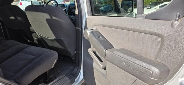2010 Ford Explorer Sport Trac - Image 16 of 20