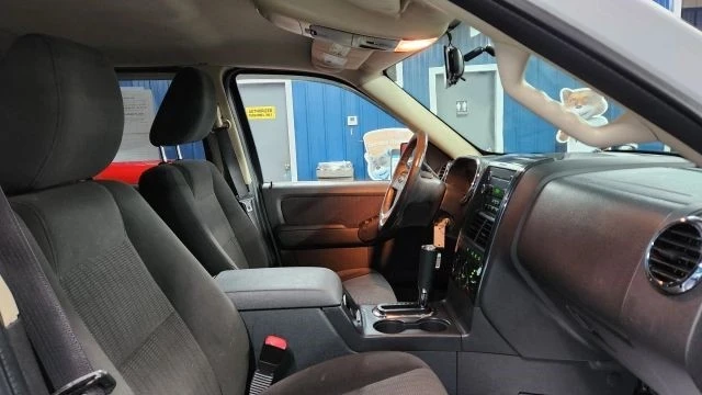 2010 Ford Explorer Sport Trac - Image 12 of 12