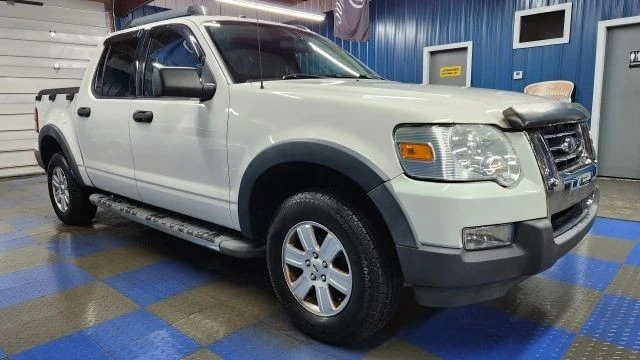 2010 Ford Explorer Sport Trac - Image 2 of 12