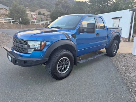 2010 Ford F-150 SVT Lightning Pickup 2D 6 1/2 ft