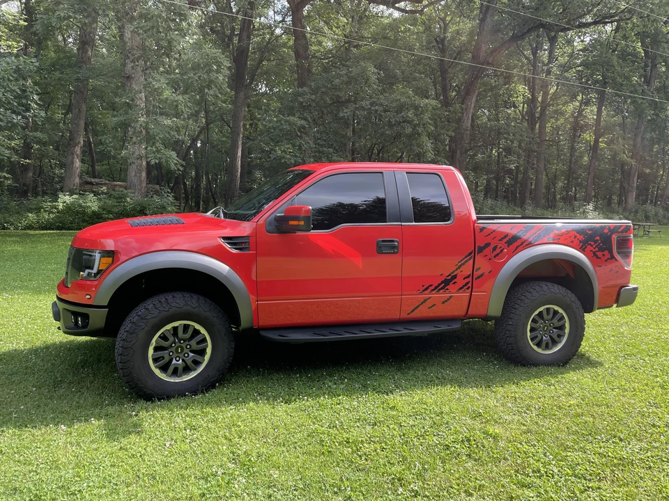 2010 Ford F-150 Raptor 12th Gen - Image 9 of 31