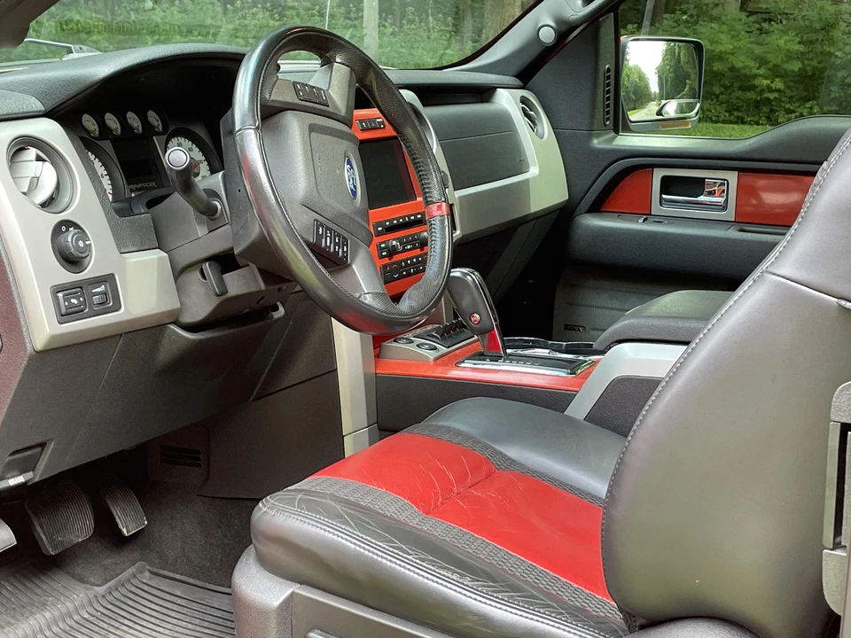 2010 Ford F-150 Raptor 12th Gen - Image 29 of 31