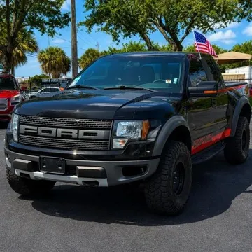 2010 Ford F-150 SVT Raptor Pickup 4D 5 1/2 ft