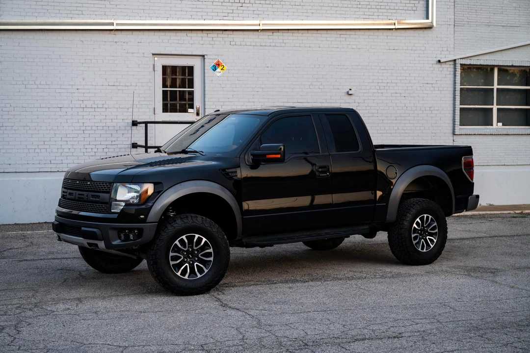 2010 Ford F-150 Raptor 12th Gen - Image 2 of 31