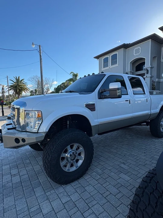 2010 Ford Super Duty 2nd Gen - Image 2 of 10