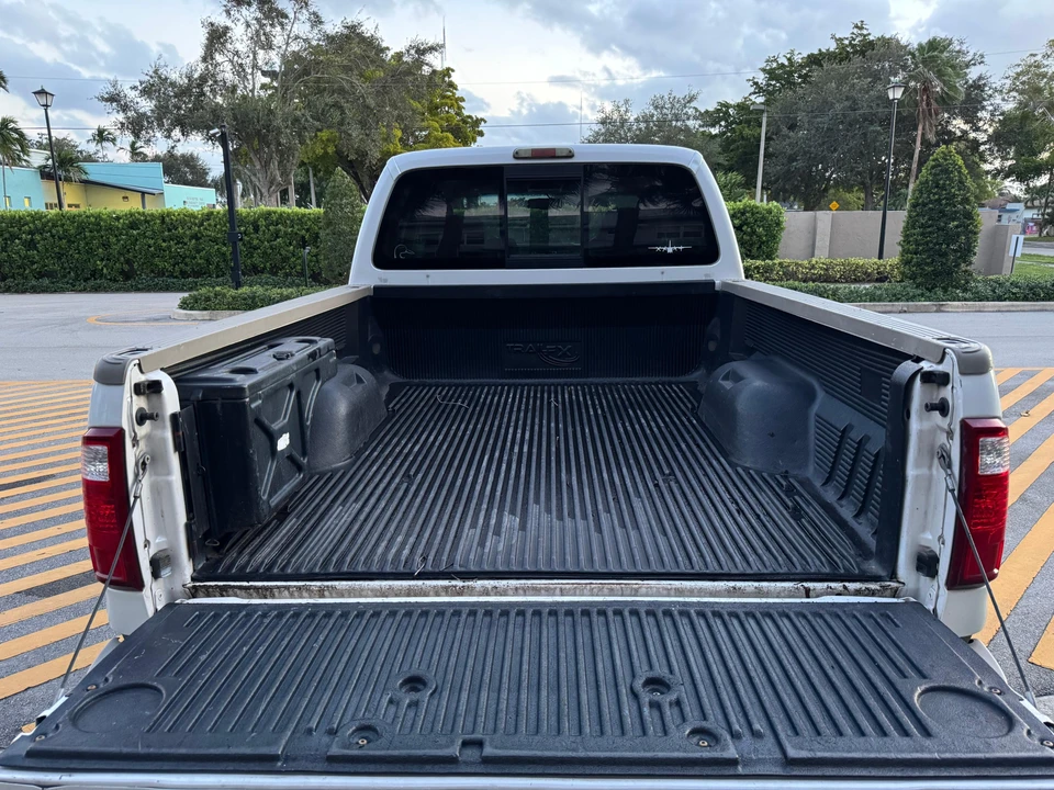2010 Ford Super Duty 2nd Gen - Image 13 of 31