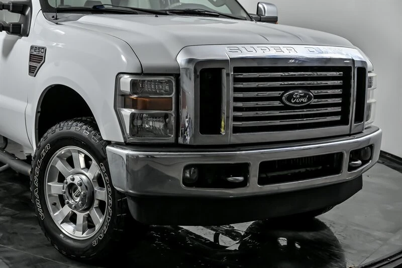 2010 Ford Super Duty 3rd Gen - Image 2 of 12