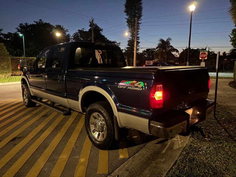 2010 Ford Super Duty 3rd Gen - Image 28 of 31
