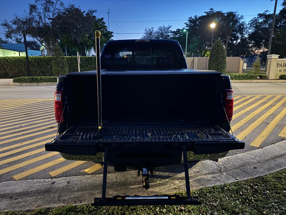 2010 Ford Super Duty 3rd Gen - Image 19 of 31