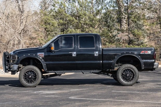 2010 Ford Super Duty 3rd Gen - Image 3 of 7