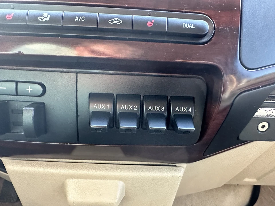 2010 Ford Super Duty 2nd Gen - Image 20 of 21