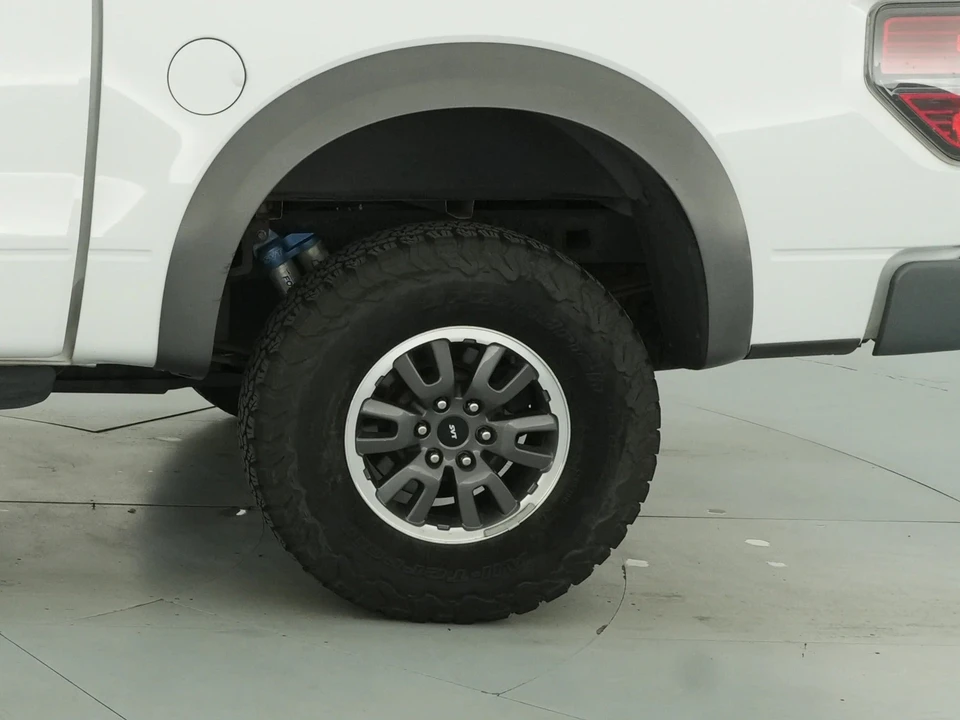 2010 Ford F-150 Raptor 12th Gen - Image 14 of 31