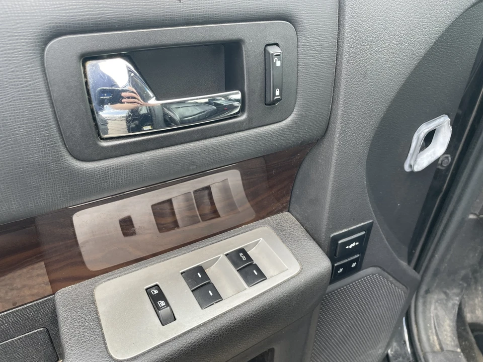 2010 Ford Flex - Image 20 of 21