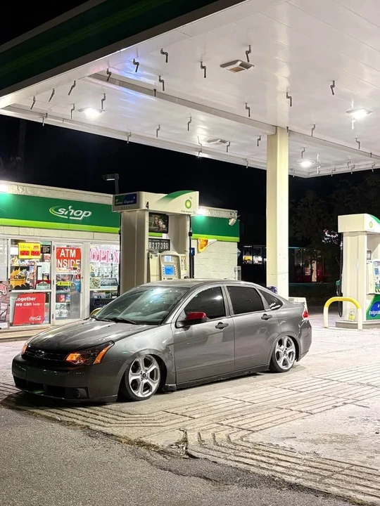 2010 Ford Focus 2nd Gen - Image 2 of 4