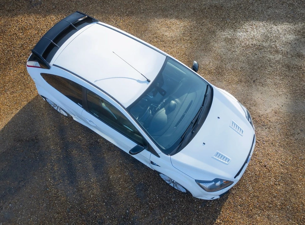 2010 Ford Focus RS 2nd Gen - Image 23 of 30