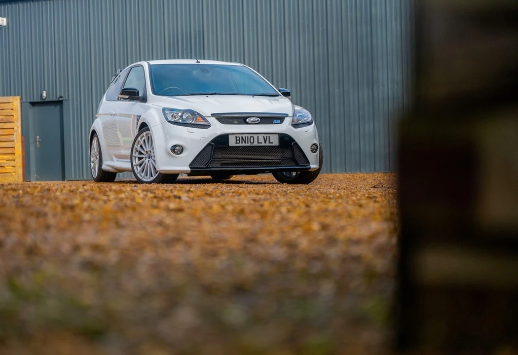 2010 Ford Focus RS 2nd Gen - Image 27 of 30