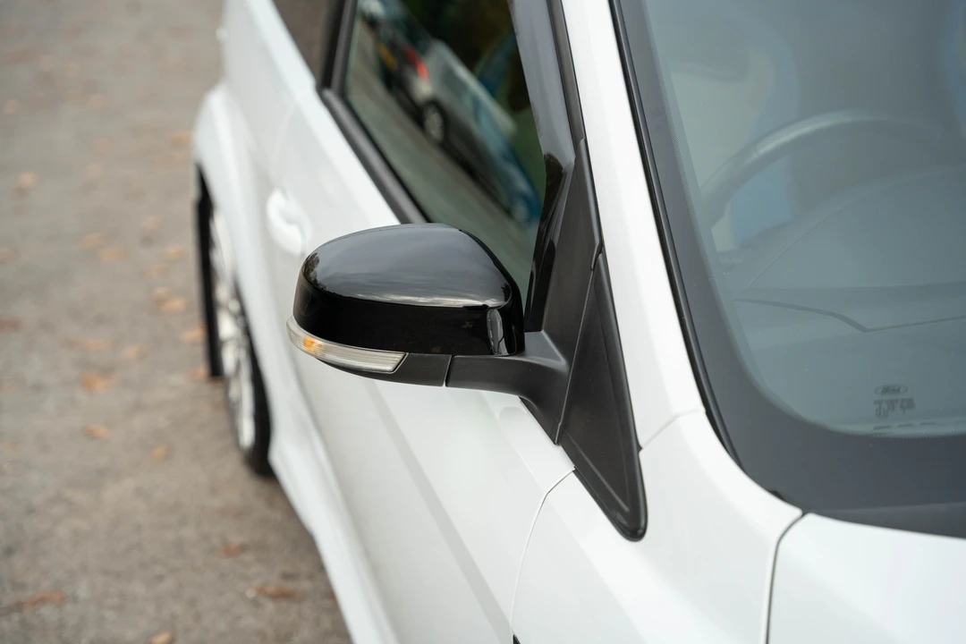 2010 Ford Focus RS 2nd Gen - Image 30 of 31