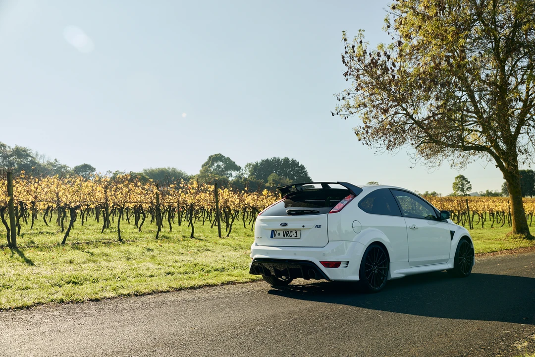 2010 Ford Focus RS 2nd Gen - Image 14 of 31
