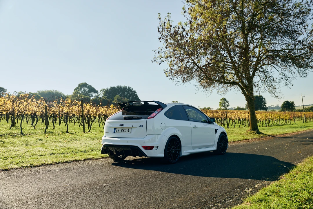 2010 Ford Focus RS 2nd Gen - Image 15 of 31