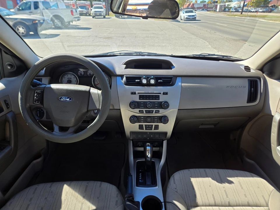 2010 Ford Focus 2nd Gen - Image 8 of 14