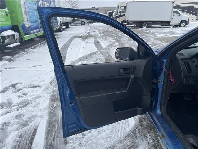 2010 Ford Focus 2nd Gen - Image 21 of 21