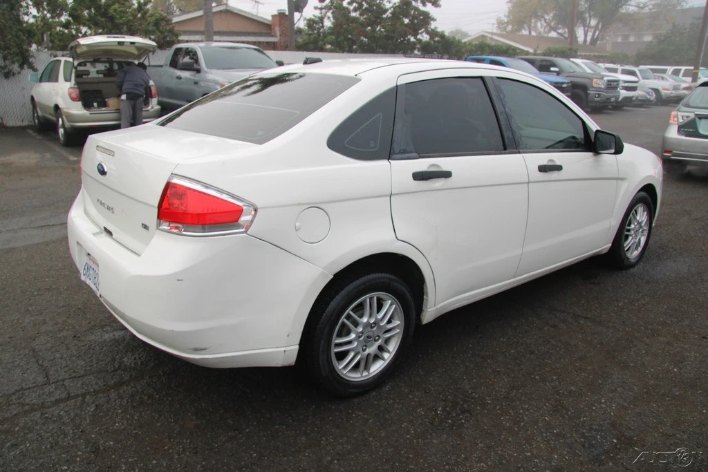 2010 Ford Focus 2nd Gen - Image 6 of 21