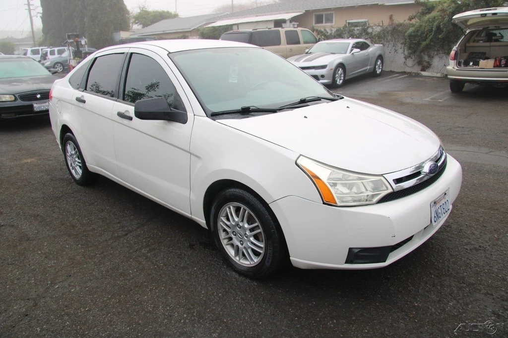 2010 Ford Focus 2nd Gen - Image 8 of 21
