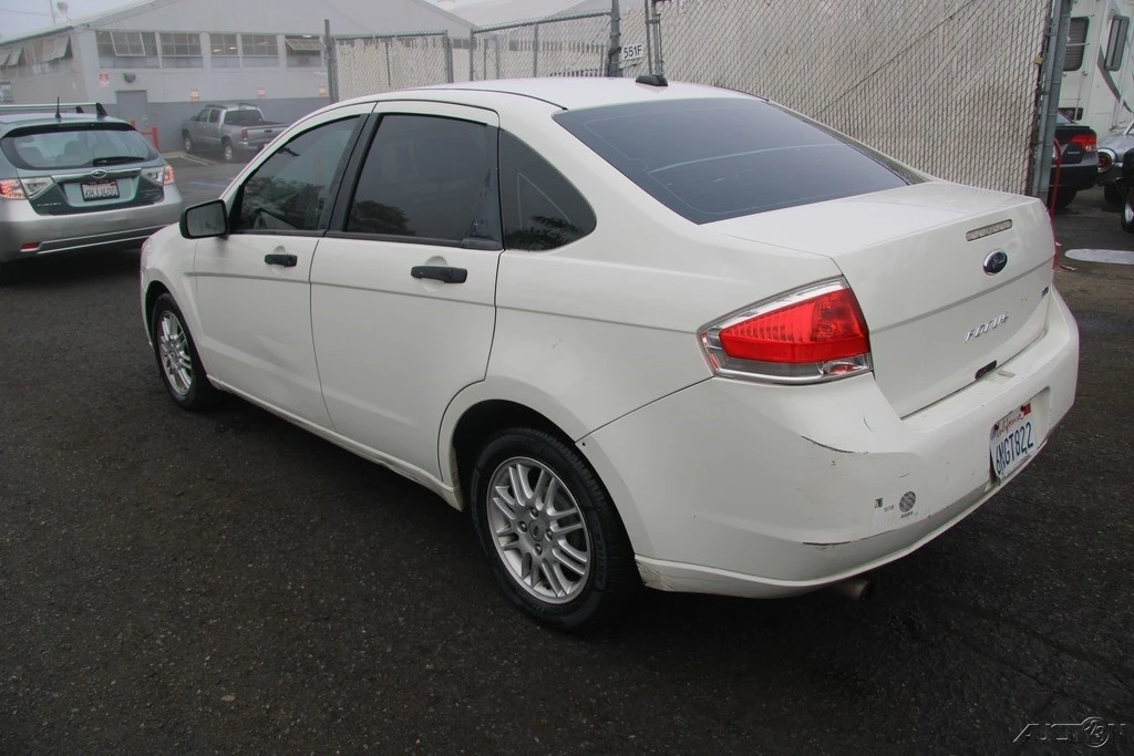 2010 Ford Focus 2nd Gen - Image 4 of 21