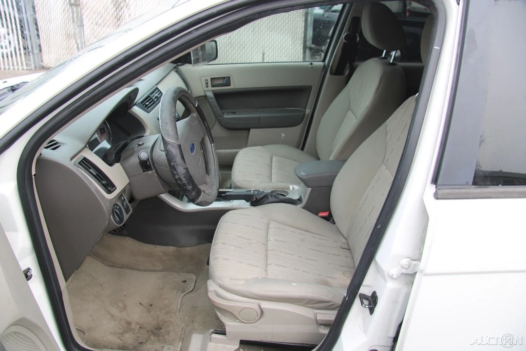 2010 Ford Focus 2nd Gen - Image 12 of 21
