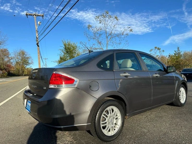 2010 Ford Focus 2nd Gen - Image 4 of 12