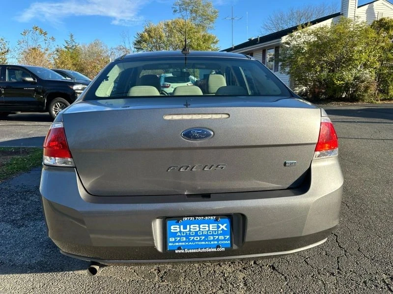 2010 Ford Focus 2nd Gen - Image 5 of 12