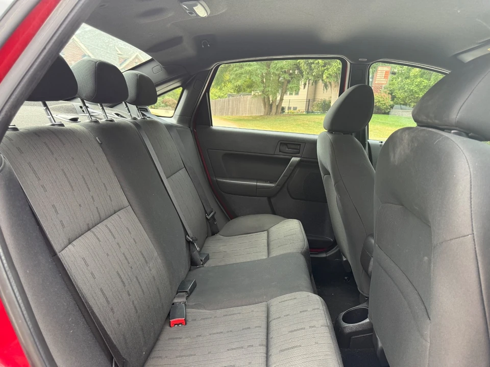 2010 Ford Focus 2nd Gen - Image 11 of 12
