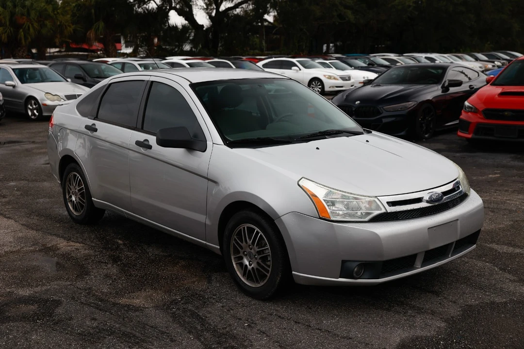 2010 Ford Focus 2nd Gen - Image 15 of 21