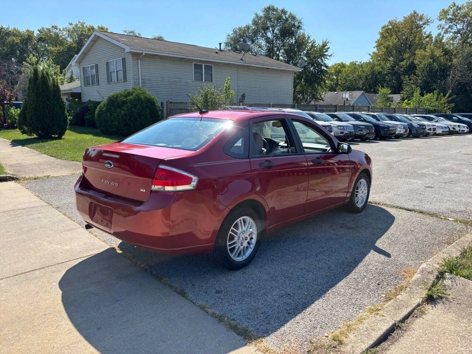 2010 Ford Focus 2nd Gen - Image 7 of 18