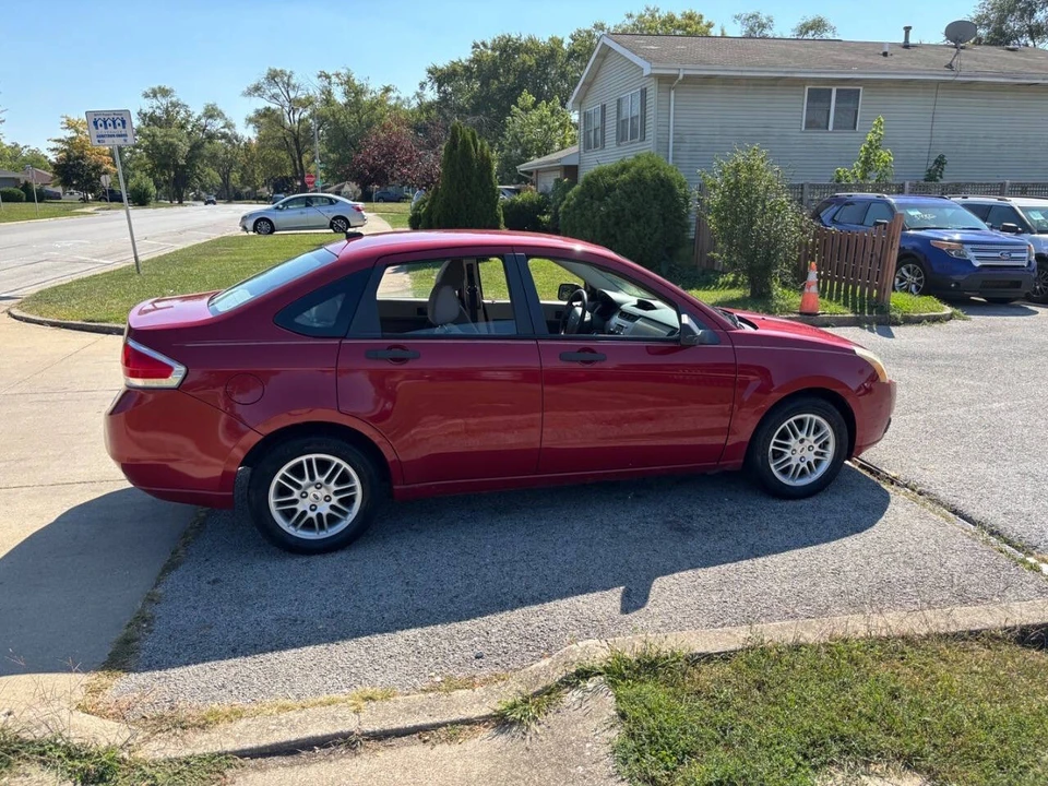 2010 Ford Focus 2nd Gen - Image 6 of 18