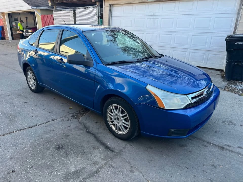 2010 Ford Focus 2nd Gen - Image 3 of 11