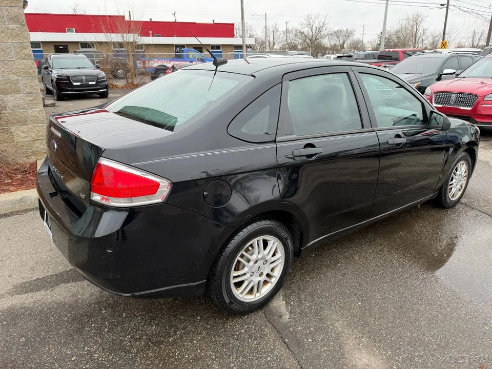 2010 Ford Focus 2nd Gen - Image 5 of 21