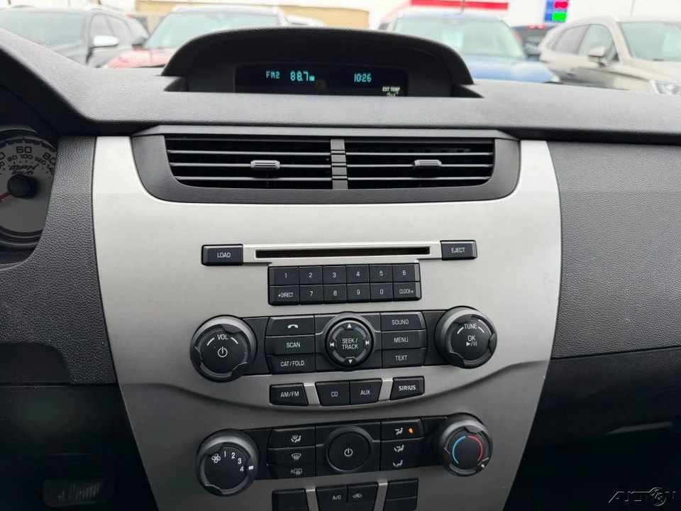 2010 Ford Focus 2nd Gen - Image 17 of 21