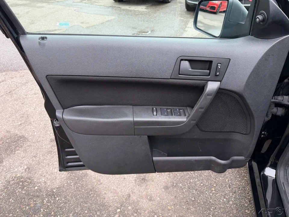 2010 Ford Focus 2nd Gen - Image 21 of 21
