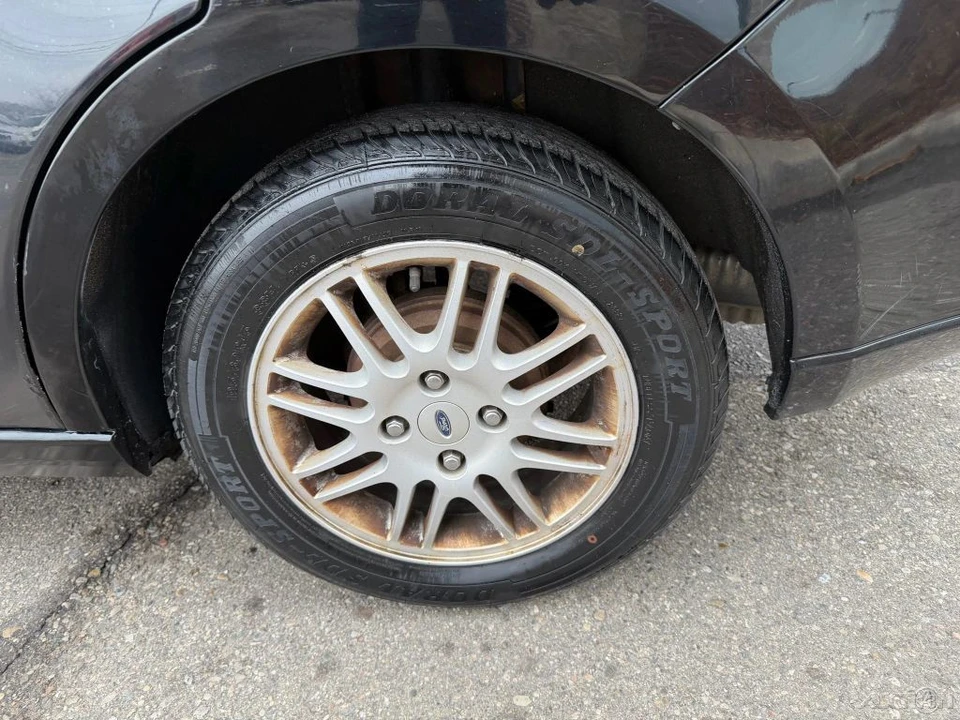 2010 Ford Focus 2nd Gen - Image 10 of 21