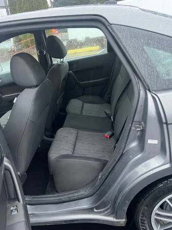 2010 Ford Focus 2nd Gen - Image 7 of 8